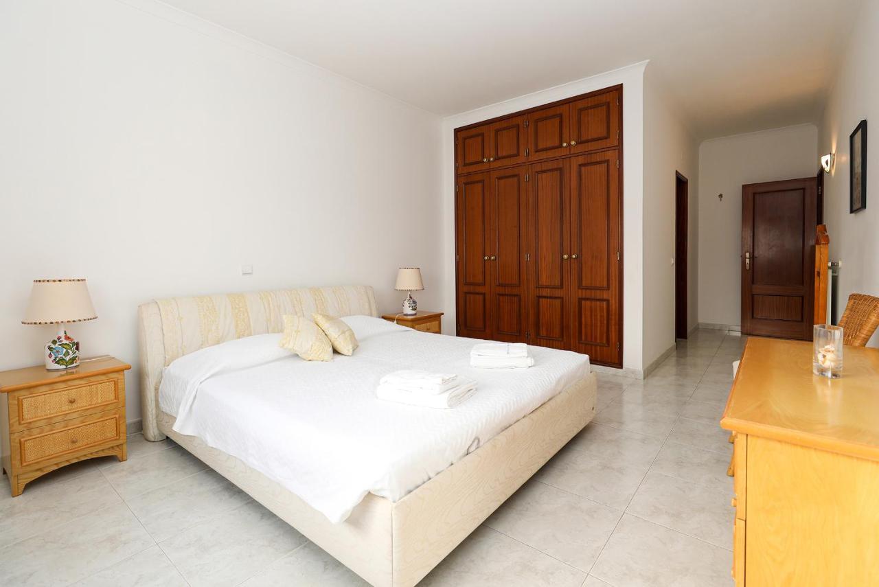 C19 - Do Mar Apartment In Lagos Bagian luar foto